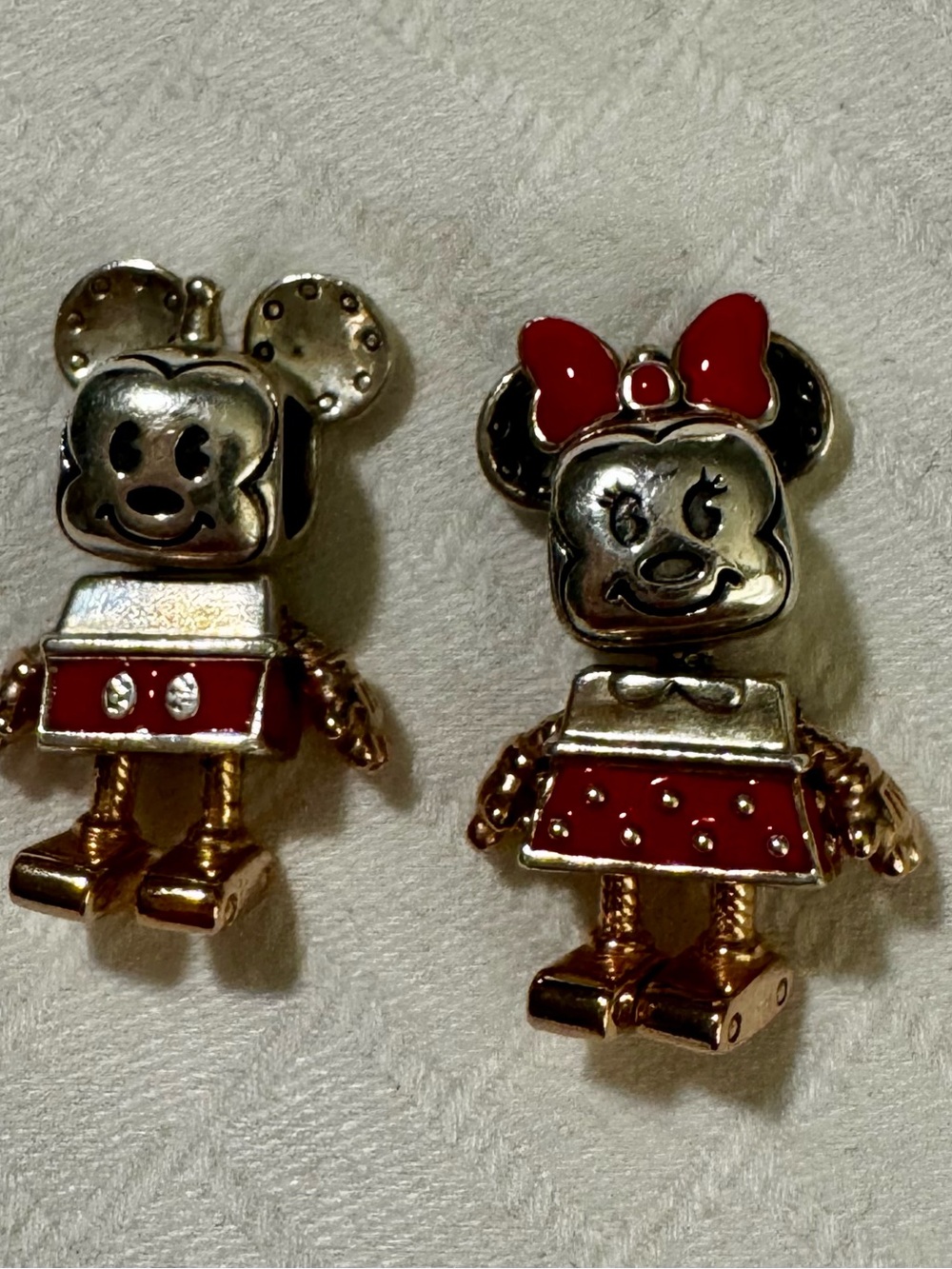 Pandora Moments Robot Mickey and Minnie Sterling and Enamel Charms